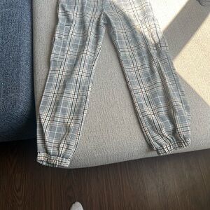 Forever 21 Kids Plaid Joggers - Gray and Black and tan